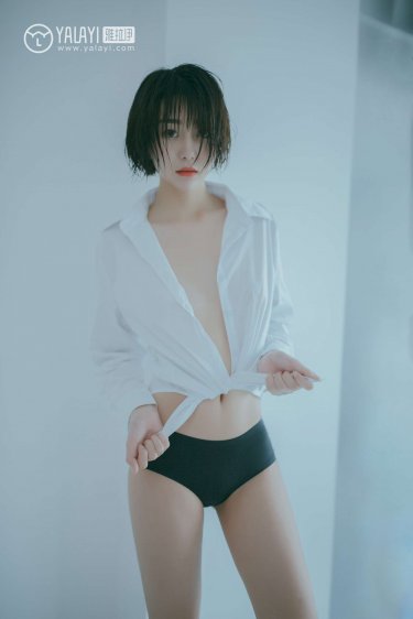 女生地铁安检员累不累